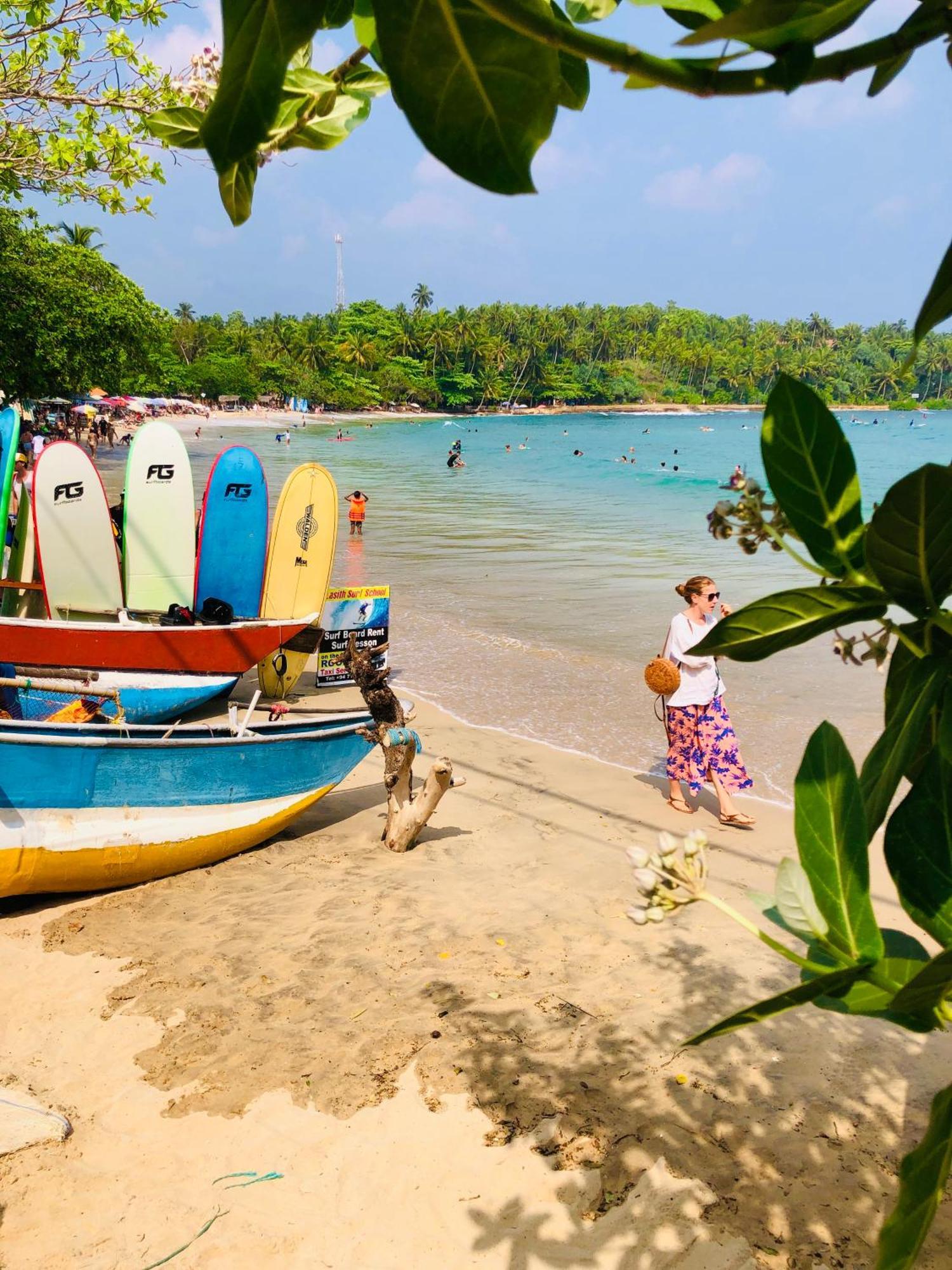 Devon Surf . Inn - Hiriketiya Dikwella Dış mekan fotoğraf